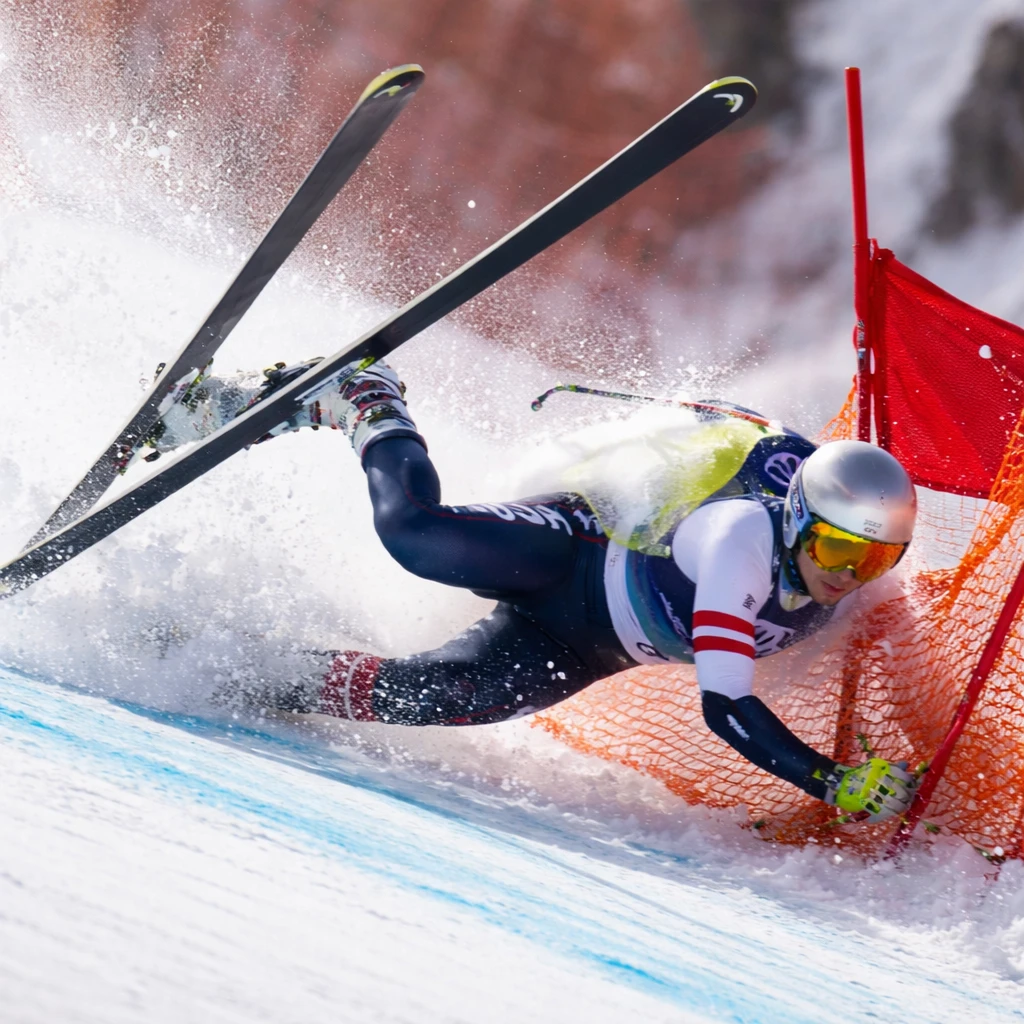Analysis of Lindsey Vonn's Crash at Milan Cortina 2026: Course Dynamics and Safety Mechanisms